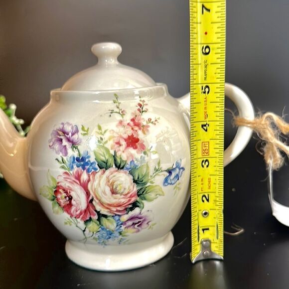 NEW Lily Creek Martha Vaughn Collection A Cup of Memories Teapot Floral - Picture 10 of 10